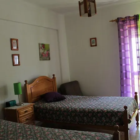 Apartamento Da Rocha * 波尔蒂芒